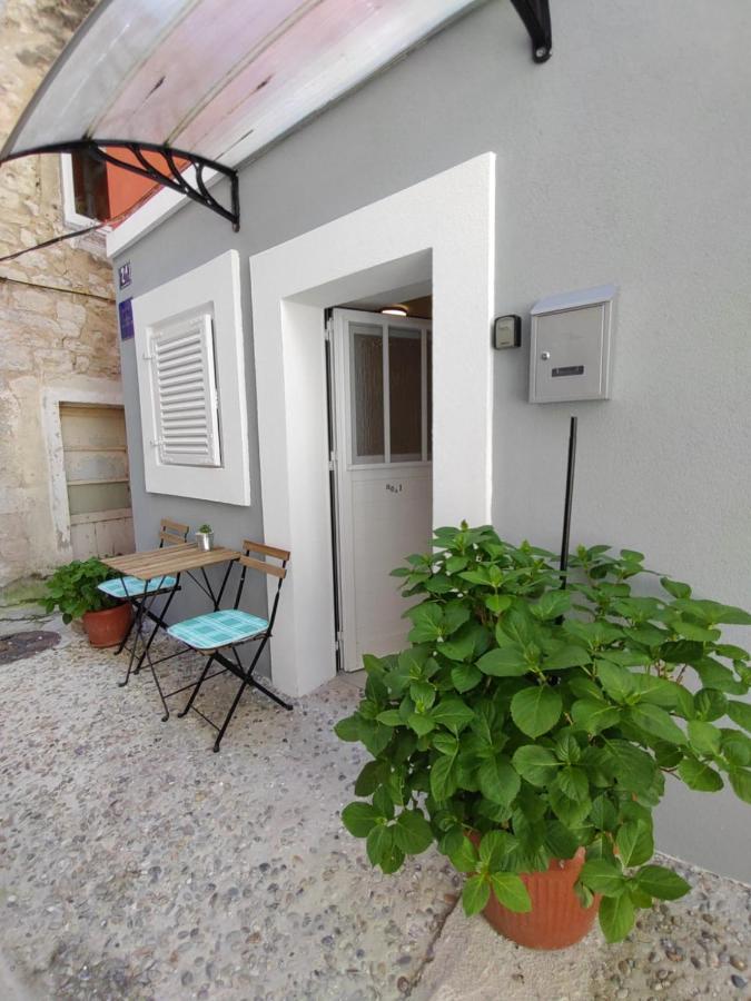 Studio Apartman & Rooms No1 Zadar Exterior photo