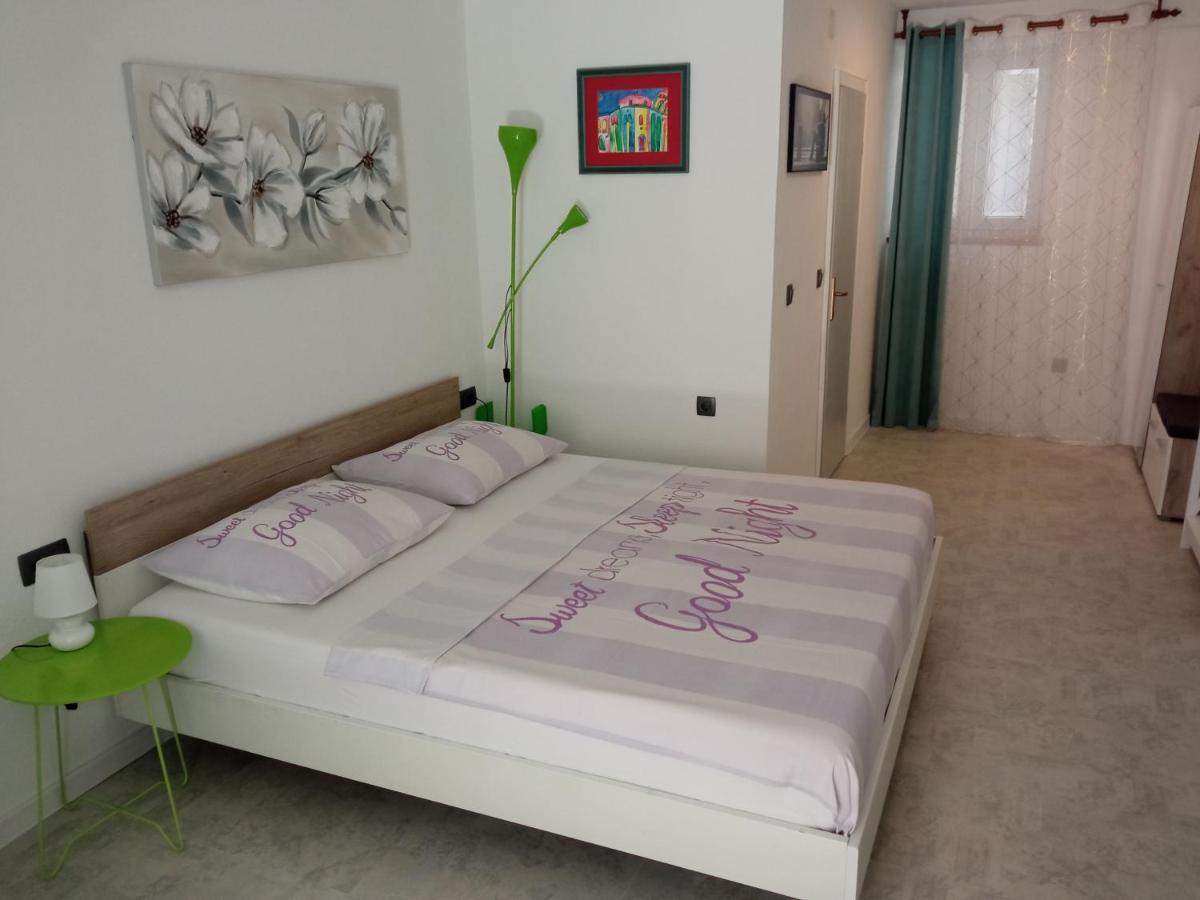 Studio Apartman & Rooms No1 Zadar Exterior photo